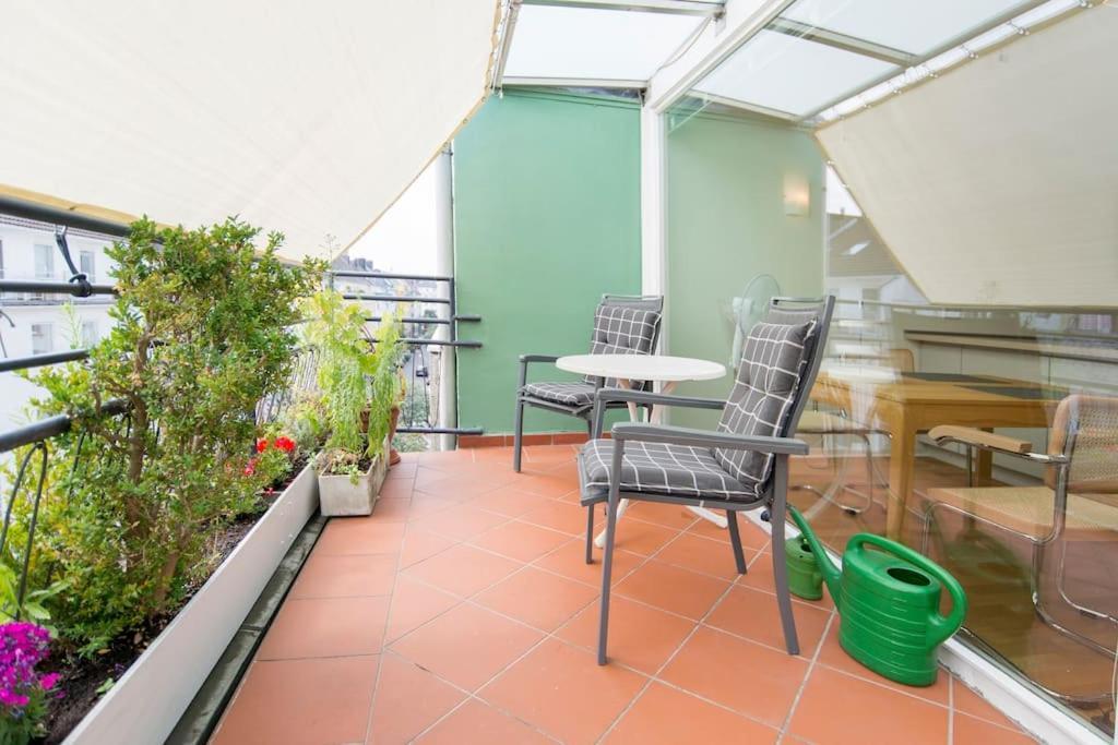 Modernes, Sonniges Im Herzen Von Dusseldorf